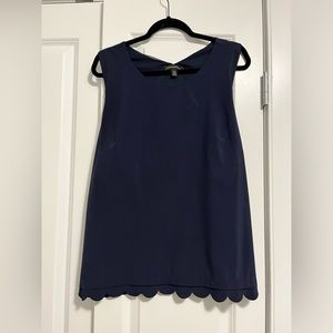 XL open back scalloped banana republic blouse